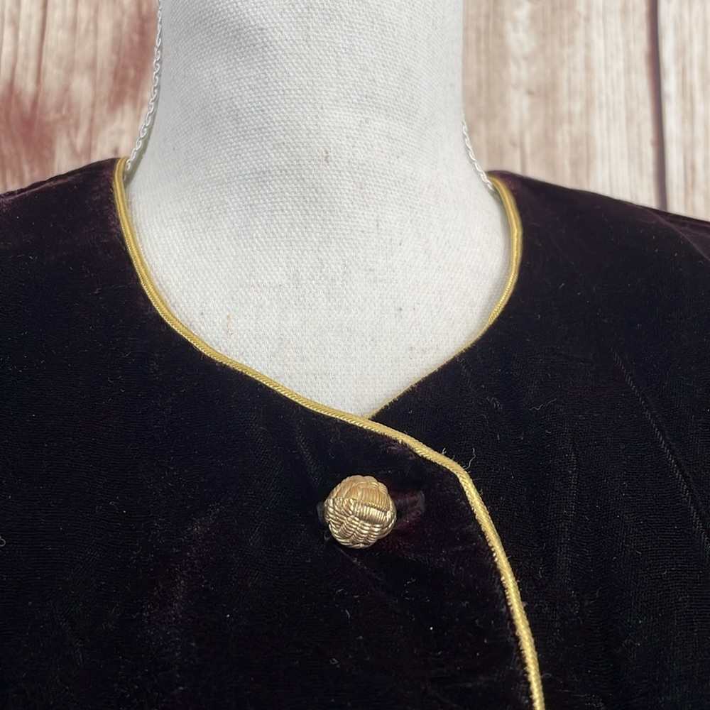 Norton McNaughton Vintage Velvet Jacket w/Gold Buttons and Accents - Size 8 - Picture 3 of 7
